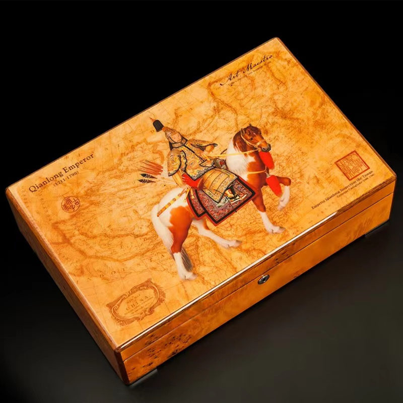 New Wood Watch Display With Lo - огляд і ціна Luxury Watch Image