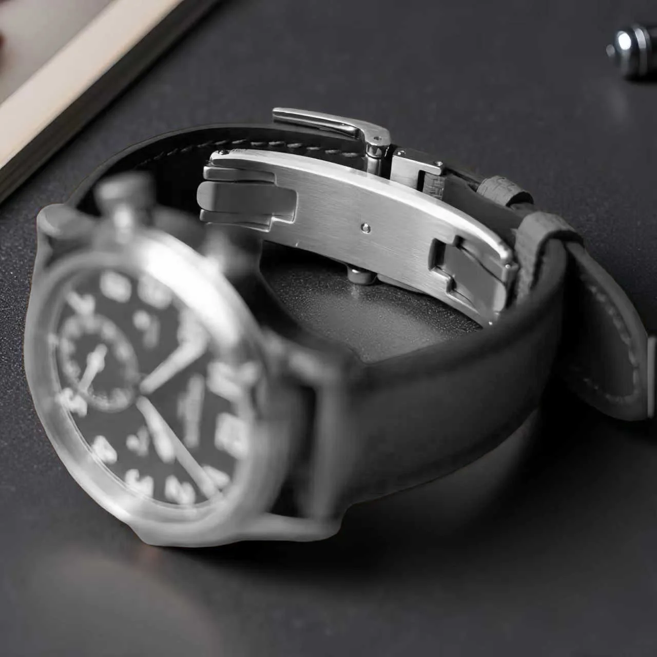 Deployant Clasp Watch Strap Sp - огляд і ціна Luxury Watch Black